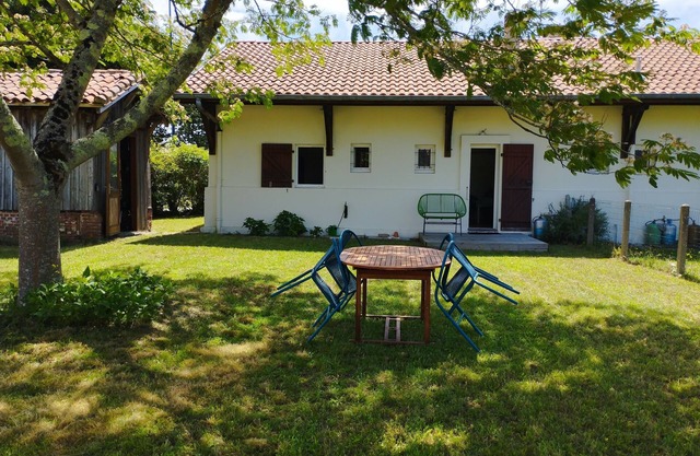 Renovated Landaise 2 bdrms near Lake Léon