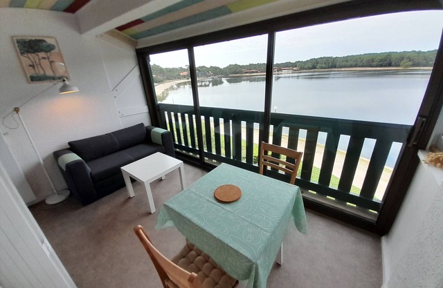 Estudio moderno renovado en el lago para dos personas en Vieux Boucau