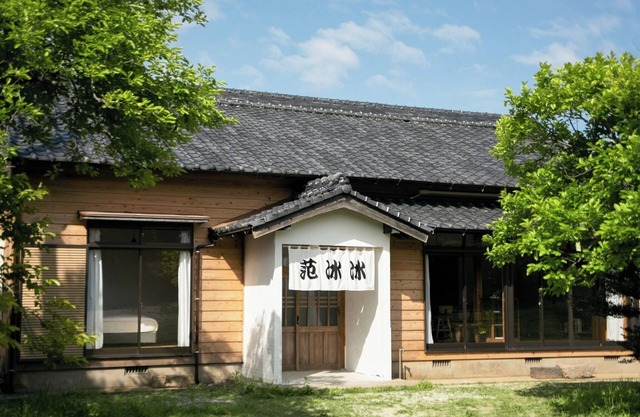 Renovated old house with garden / Goto Nagasaki