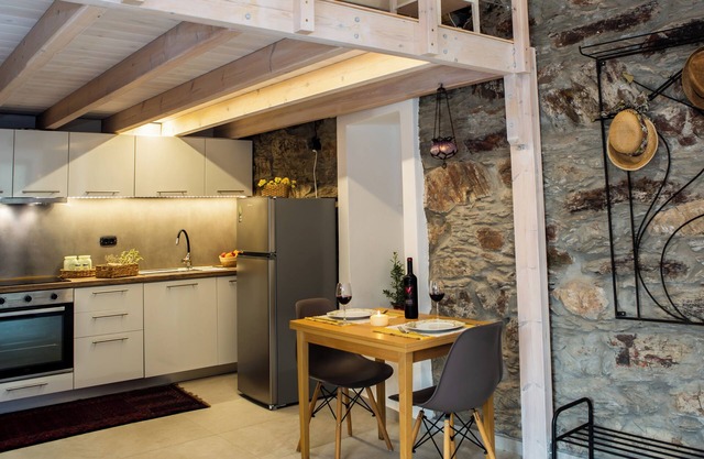 Renoviertes Altes Osmanisches Steinhaus, Mitten in der Natur in Voutas Kreta
