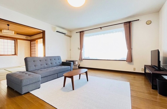 Rent a detached house - Midoricho Guest House / Hiroo-gun Hokkaidō