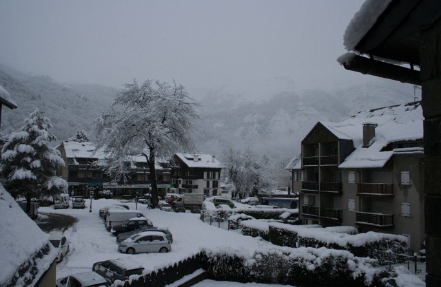 Alquilo apartamento con garaje en Saint-Lary-Soulan