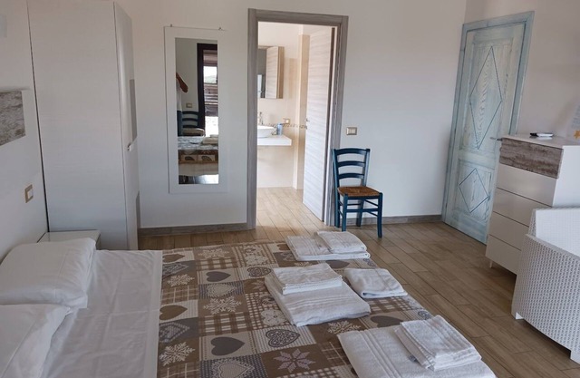 Rent rooms and apartment