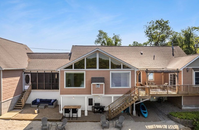 Rent the Beach at Lakeshore Retreat