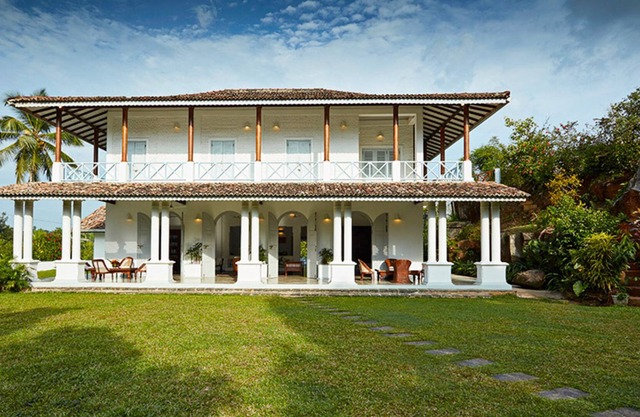 Rent this Luxury Villa with Family and Friends