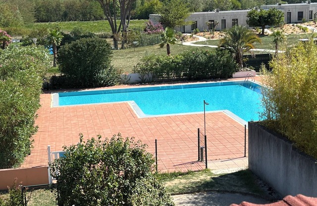 Rental apartment with swimming pool in RUOMS sud Ardeche
