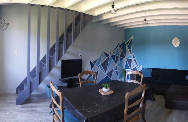 Rental between ocean and estuary
