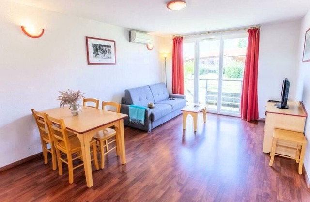 Adonis Cassen Por Olydéa *** Residence - 2 piezas 4 personas