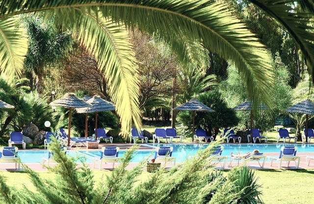 Residence con piscina a 250 mt dal mare