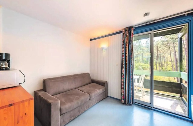 Residence Domaine Les Cavales - 3 room apartment for 4 people covered balcony