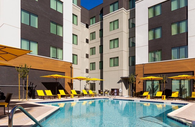 Residence Inn by Marriott Anaheim Brea