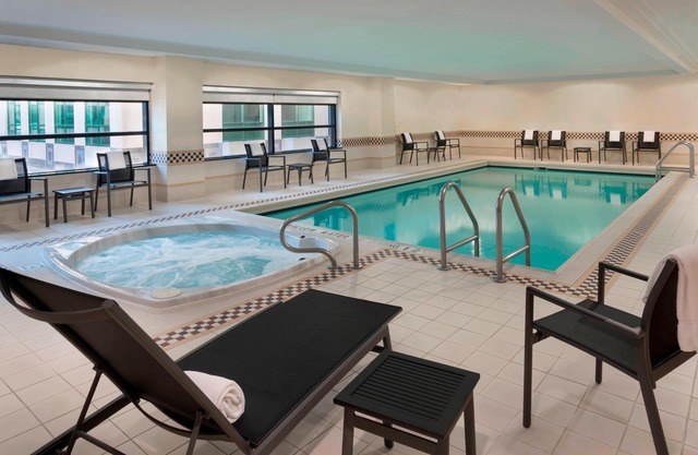 Residence Inn by Marriott Toronto Downtown / Entertainment District