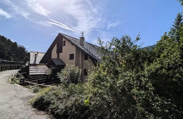 Residence Les Cytises - Nice T2 with balcony for 4 people with mountain views.