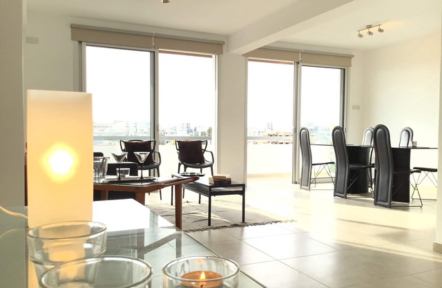 RESIDENCE ONE