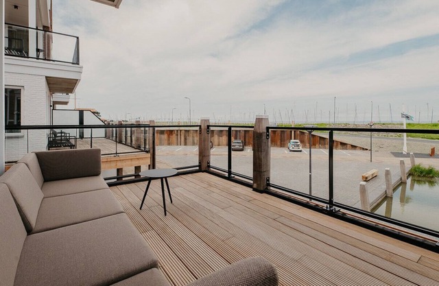 Residence Oude Haven appartement 19 Colijnsplaat - With Balcony!
