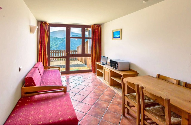 Residence Stalle Lunghe - One Bedroom ski on foot