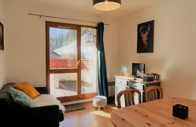 Residence Val Blanc 2 - Apartment for 4 to 6 people - 3 bedrooms - terrace - village center