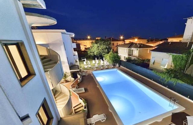 Residence with pool in Marina di Cecina