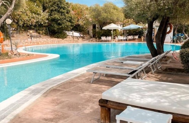 Residence with swimming- pool in Badesi