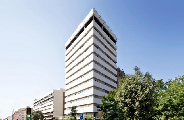 Residencia Universitaria Resa Lesseps