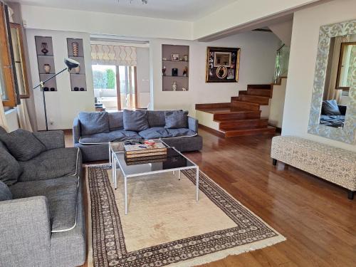 Resident landlord guest house panthea