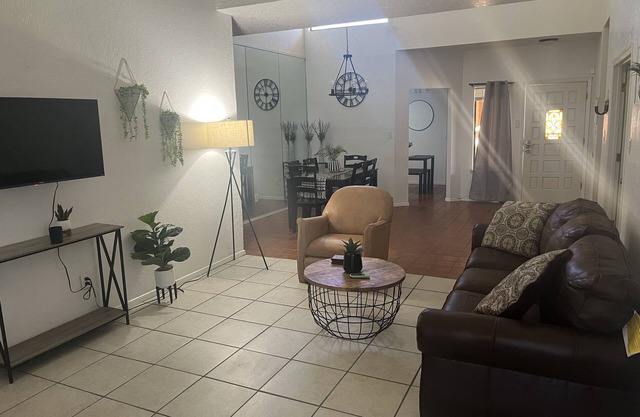 Residential 3 bed/2 bath home with wonderful backyard-scenic view-laundry.