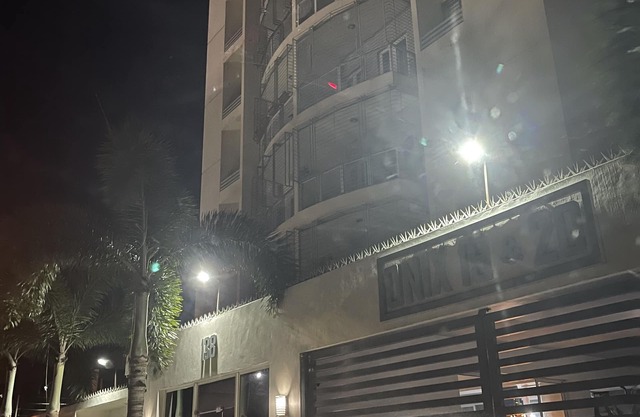 | Residential Tower with Pool and GYM + OFFER.. |