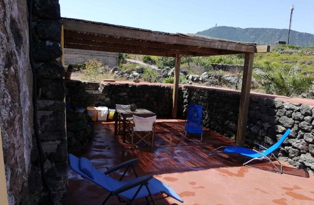 Residenza dei Baroni - Dammusi Bed&Relax Pantelleria