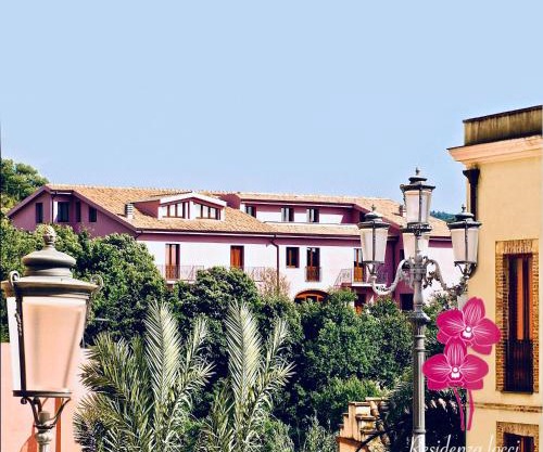 Residenza Locci - Rooms & Apartments