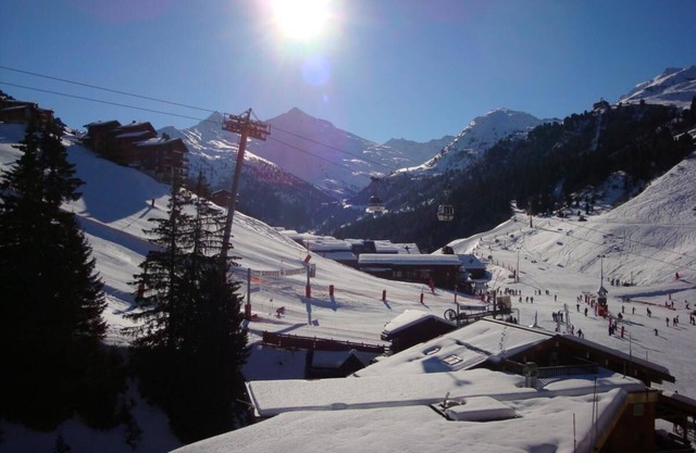 Resort center, 5th floor, balcony, tv, ski locker, 24m², Méribel-Mottaret