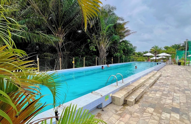 Resort sea paths.