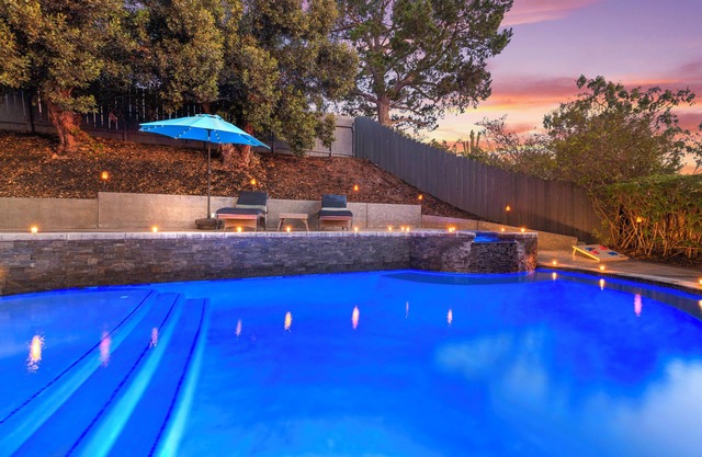 Resort-Style 4BR Sanctuary With Pool, Spa, & Sauna