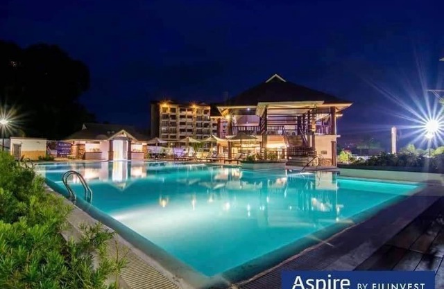Resort Type Condo At One Oasis