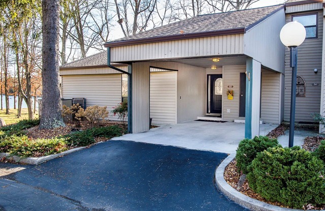 🌄 Resort Vacations at Fairfield Glade TN Best View on the Lake 2 bedroom /2 bathrooms