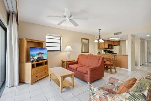 Resort View and Corner Unit