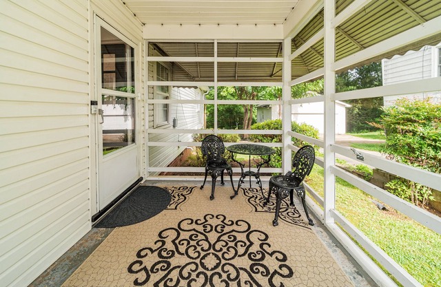Respite Inn-- Monthly Rental 3mi from Downtown Greenville, Furman