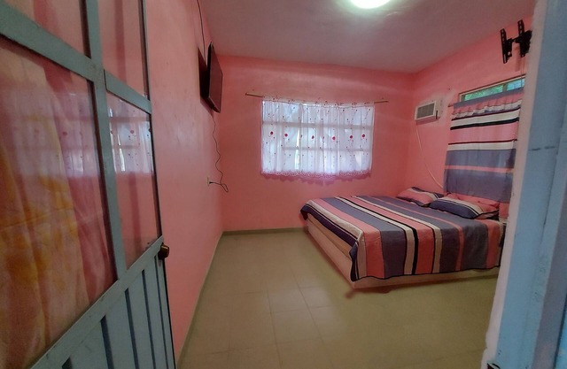 Casa de descanso a unos minutos de la playa y a 15 minutos de costa esmeralda