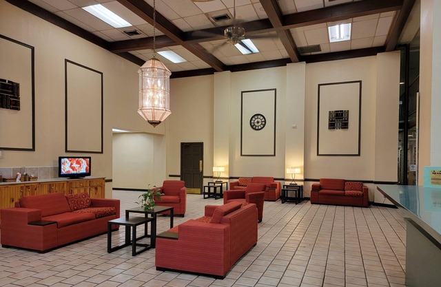 Rest Inn - Extended Stay, I-40 Airport, Wedding & Event Center