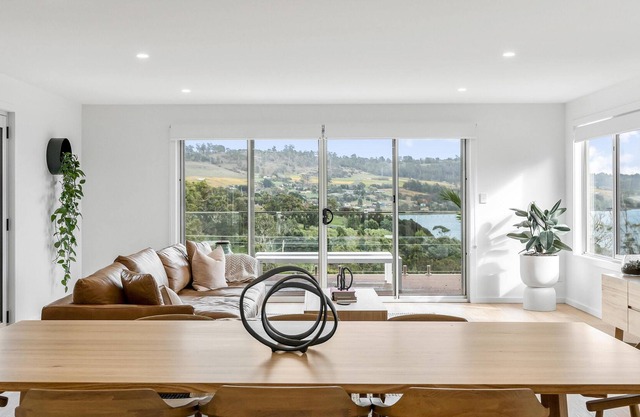 Restful River Vista - Stunning architectural home with wraparound Tamar River views