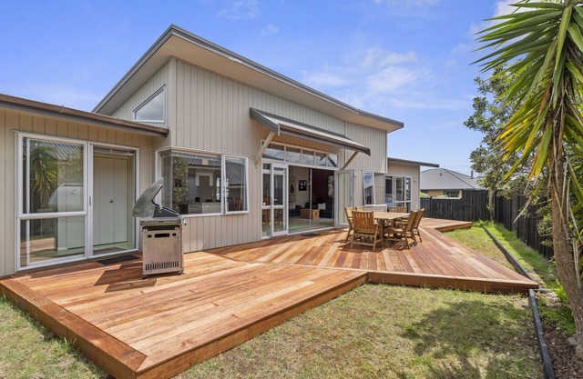 Restful Ruakaka - Ruakaka Holiday Home