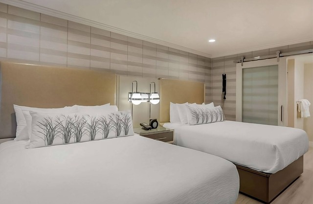 Restful Vacation! Four Convenient Units, Near Torrance Beach, Free Parking