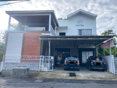 Resy home syariah family room dekat alun2 wonosobo