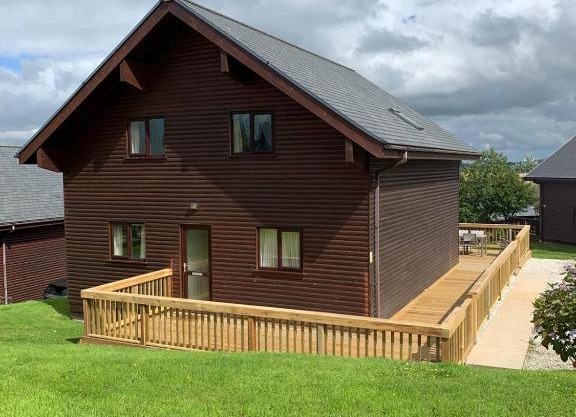 Retallack Resort 4 bedroom lodge - Hot Tub for hire on request -Pool & Spa