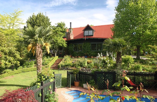 Retiro Park Lodge