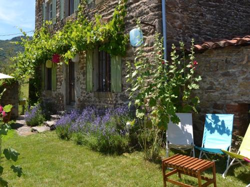 Retreat in Villeneuve-d'Allier