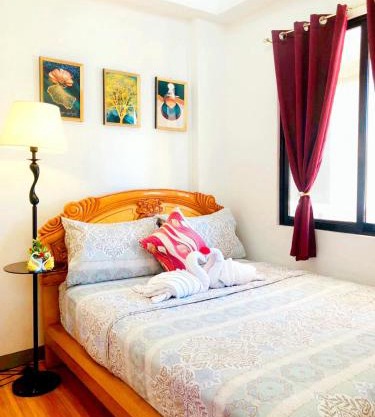 Retreat to a Stylish Flat w/Balcony + Garden View