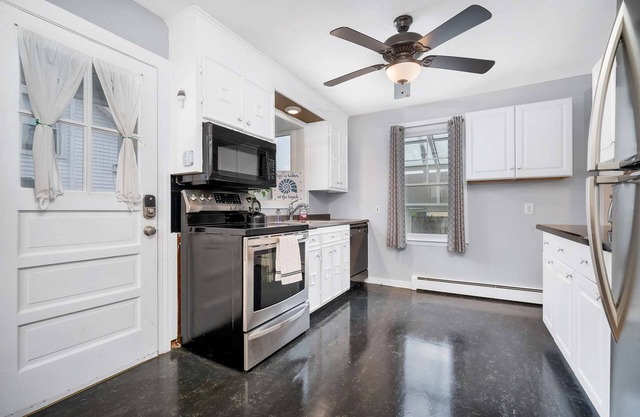 Retreat with Hot Tub, Fire Pit & Stroll to Beach