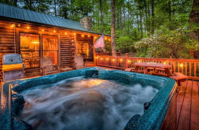Retreatwood Mac by Escape to Blue Ridge