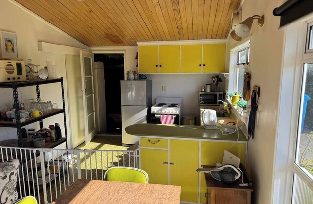 Retro at Heart - Beach Getaway