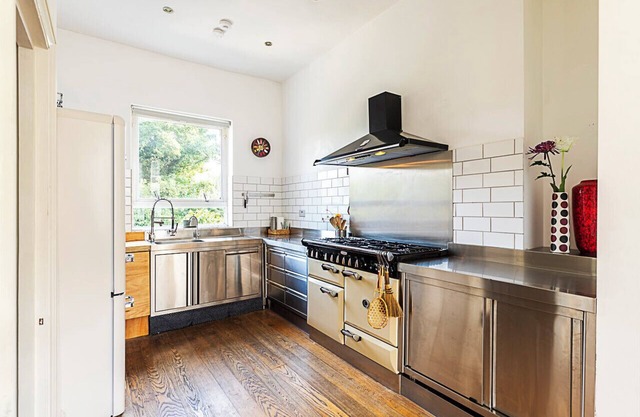 Retro Charm and Modern Comforts